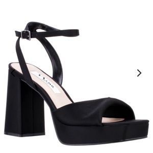 BRAND NEW - STACIE WOMENS BLACK SATIN BLOCK HIGH-HEEL PLATFORM SANDAL - size 8.5